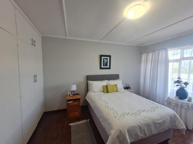 To Let 2 Bedroom Property for Rent in Strand Western Cape